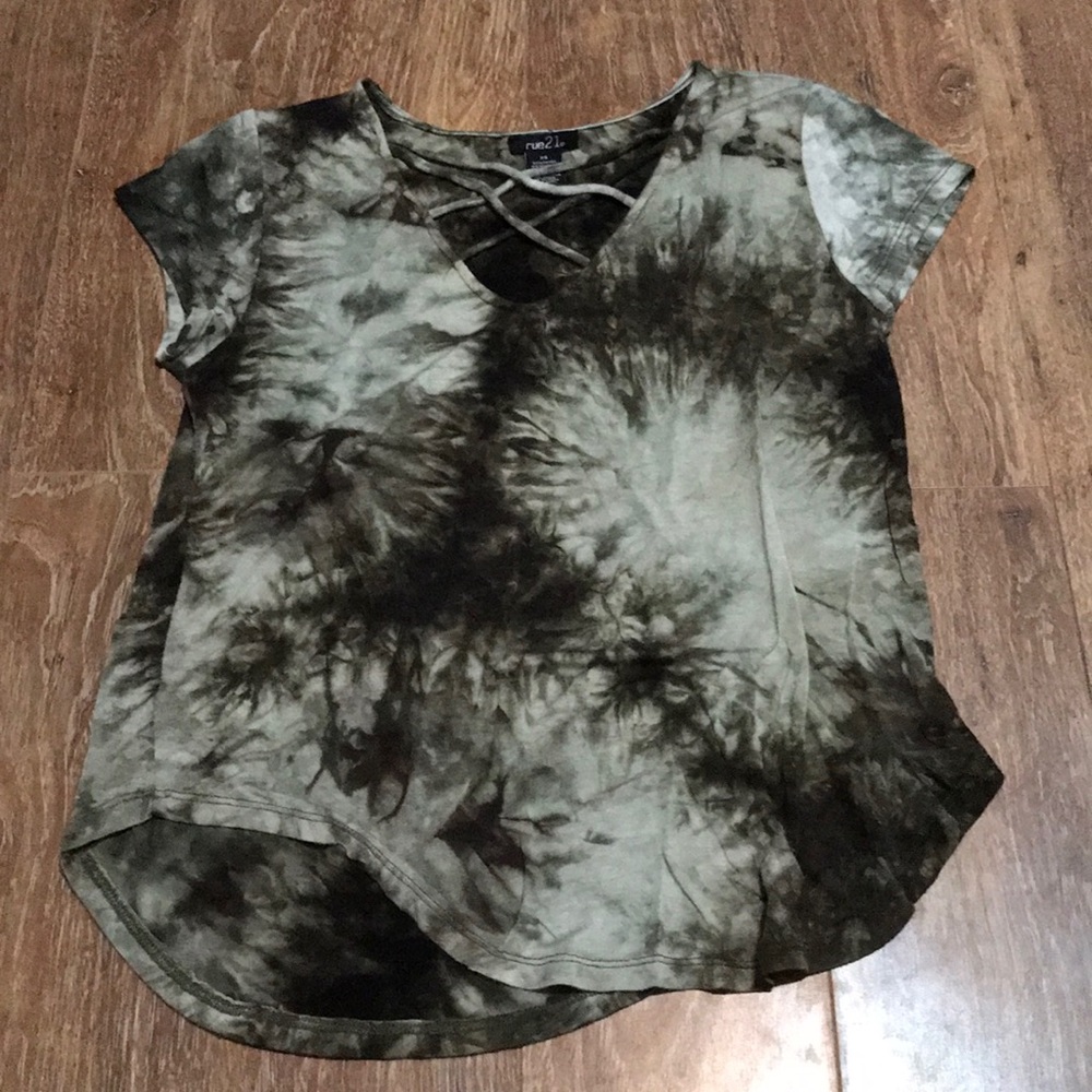 Green Ty Die T-Shirt